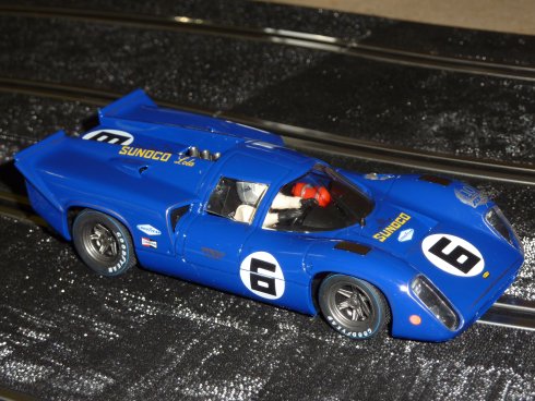 Lola T70 MkIIIB 02