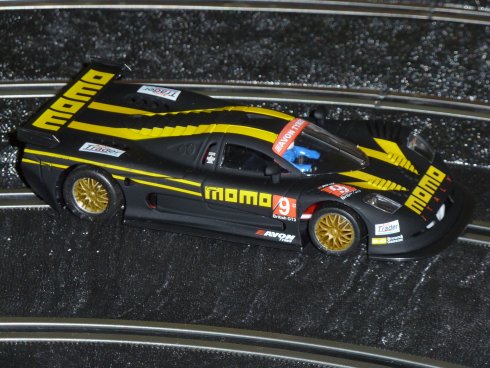 Mosler MT900R Momo 01